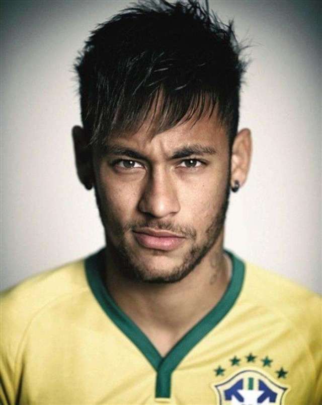 拜仁大胜巩固榜首