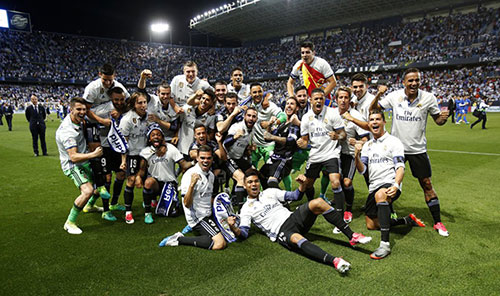 NBA焦点战：凯尔特人逆转热火,