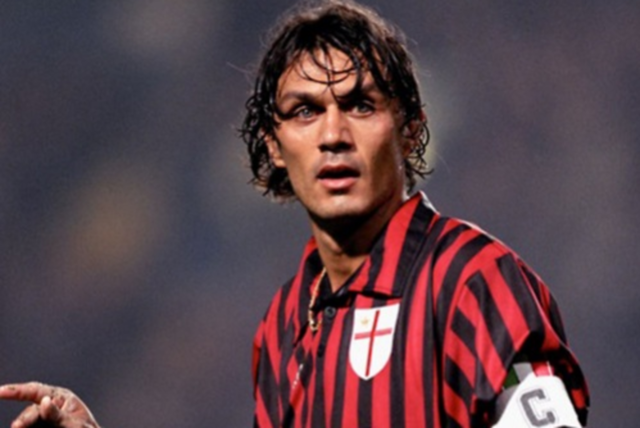 阿姆拉巴特：安东尼不该吃红牌，他并非故意踢对方面部