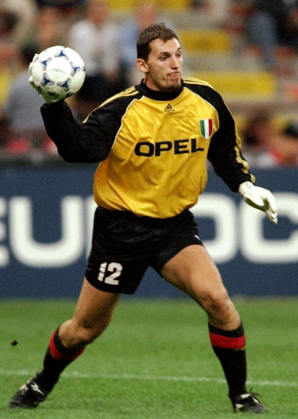 凯恩：英格兰队的新领袖是贝林厄姆、萨卡、格伊、赖斯和我