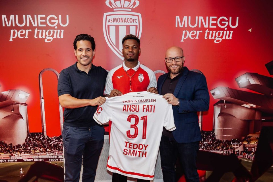 英超-狼队0-3曼联：送副班长首胜？NO！阿莫林要逼近欧冠区｜前瞻